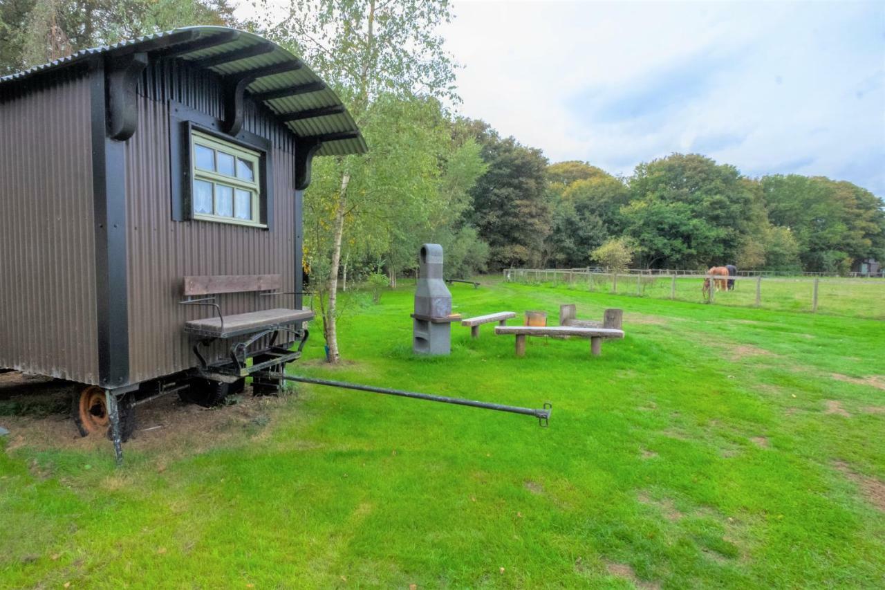 North Hill Farm Bed & Breakfast Rickmansworth Bagian luar foto