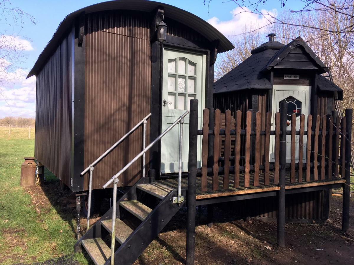 North Hill Farm Bed & Breakfast Rickmansworth Bagian luar foto